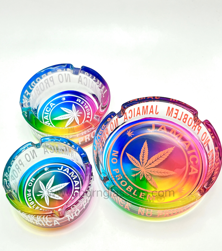 Round Born Glass Ashtrays Gift With Jamaica City Building And Side Decal