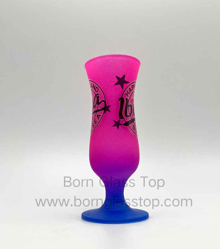 Two-Colors Srpay Gradual Mini Hurricane Shot Glass With Pentagram Decal