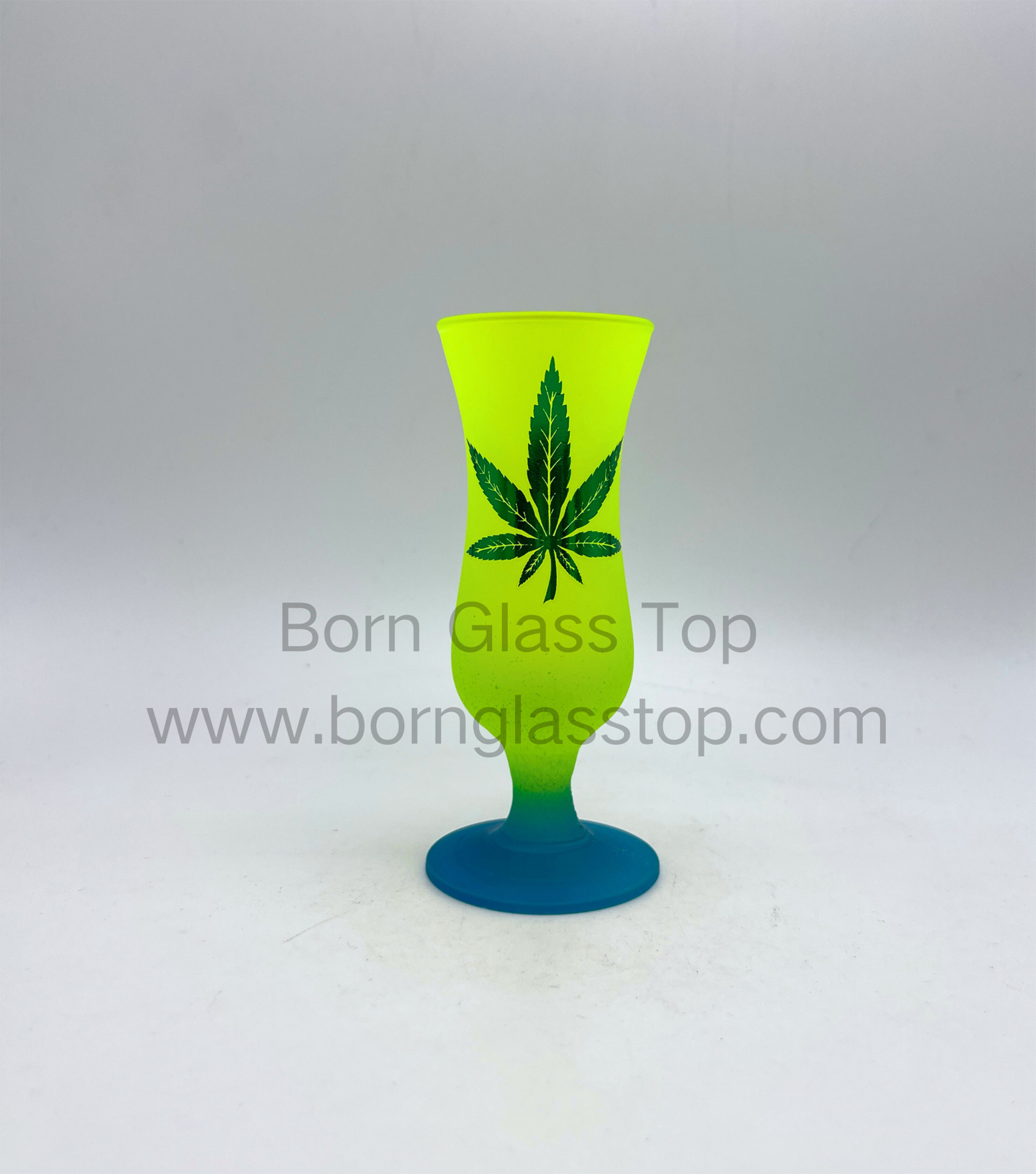 Customzied Mini Hurricane Shot Glass Color-Sprayed Green Foiling Cannabis