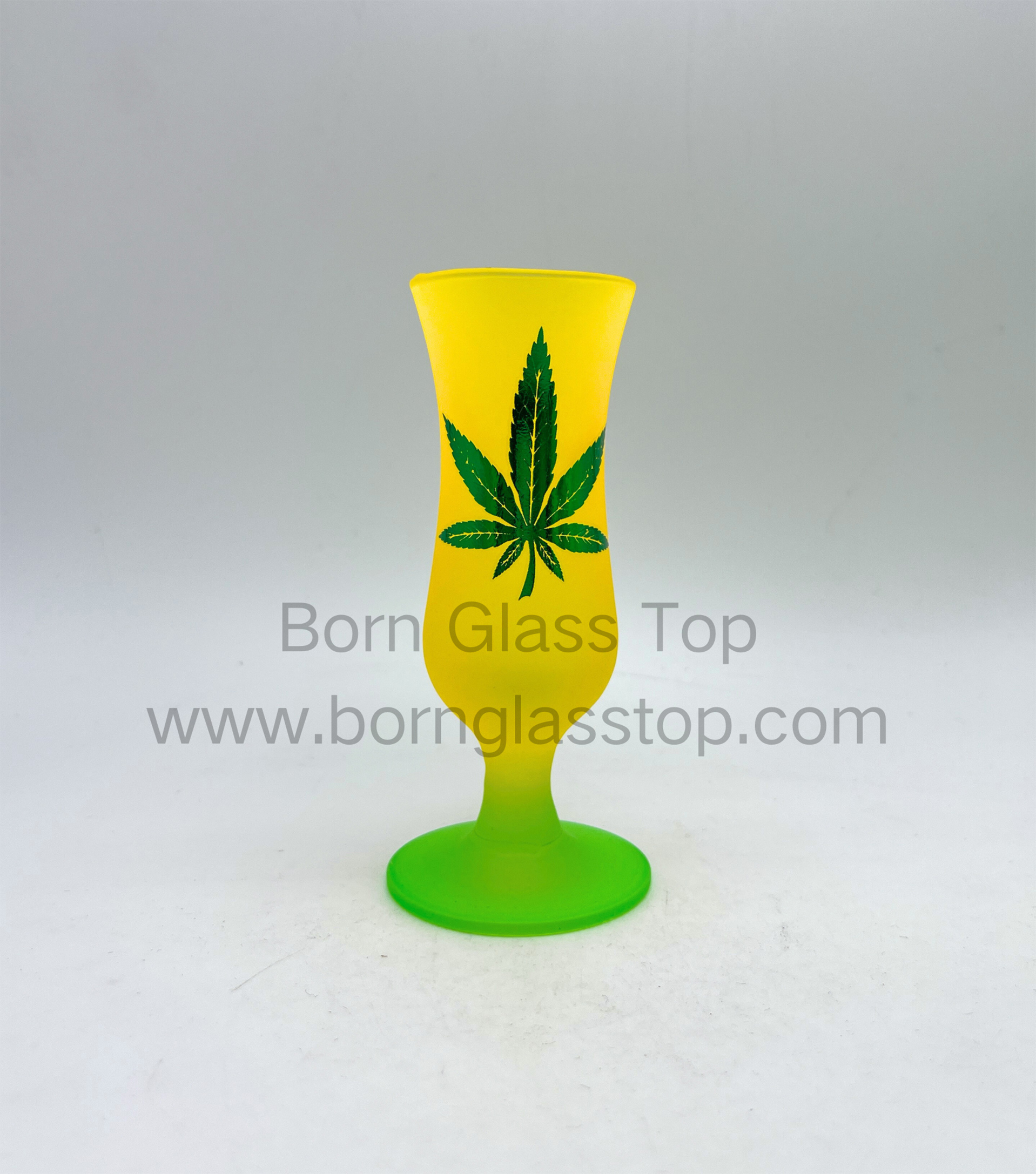 Customzied Mini Hurricane Shot Glass Color-Sprayed Green Foiling Cannabis