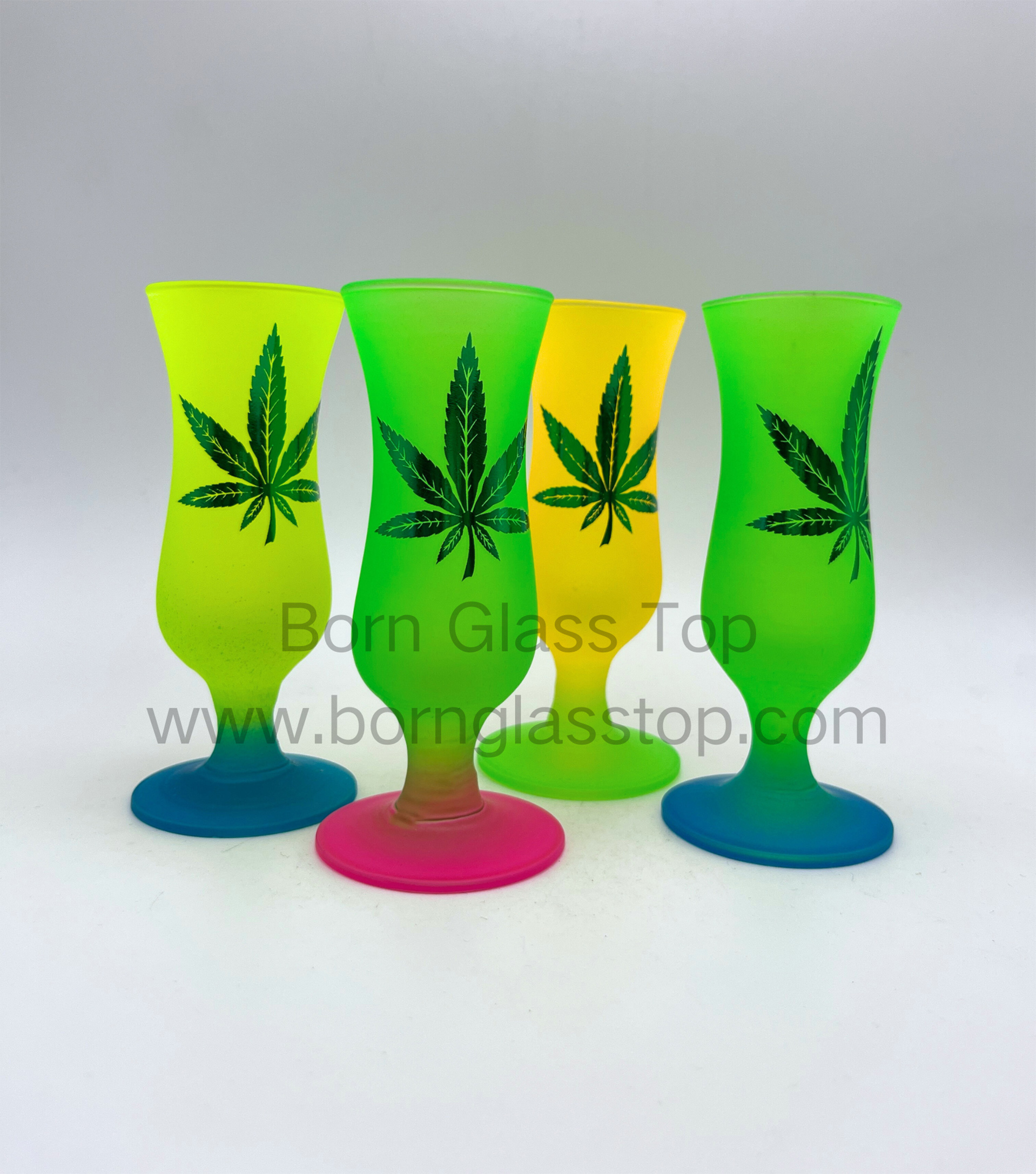 Customzied Mini Hurricane Shot Glass Color-Sprayed Green Foiling Cannabis