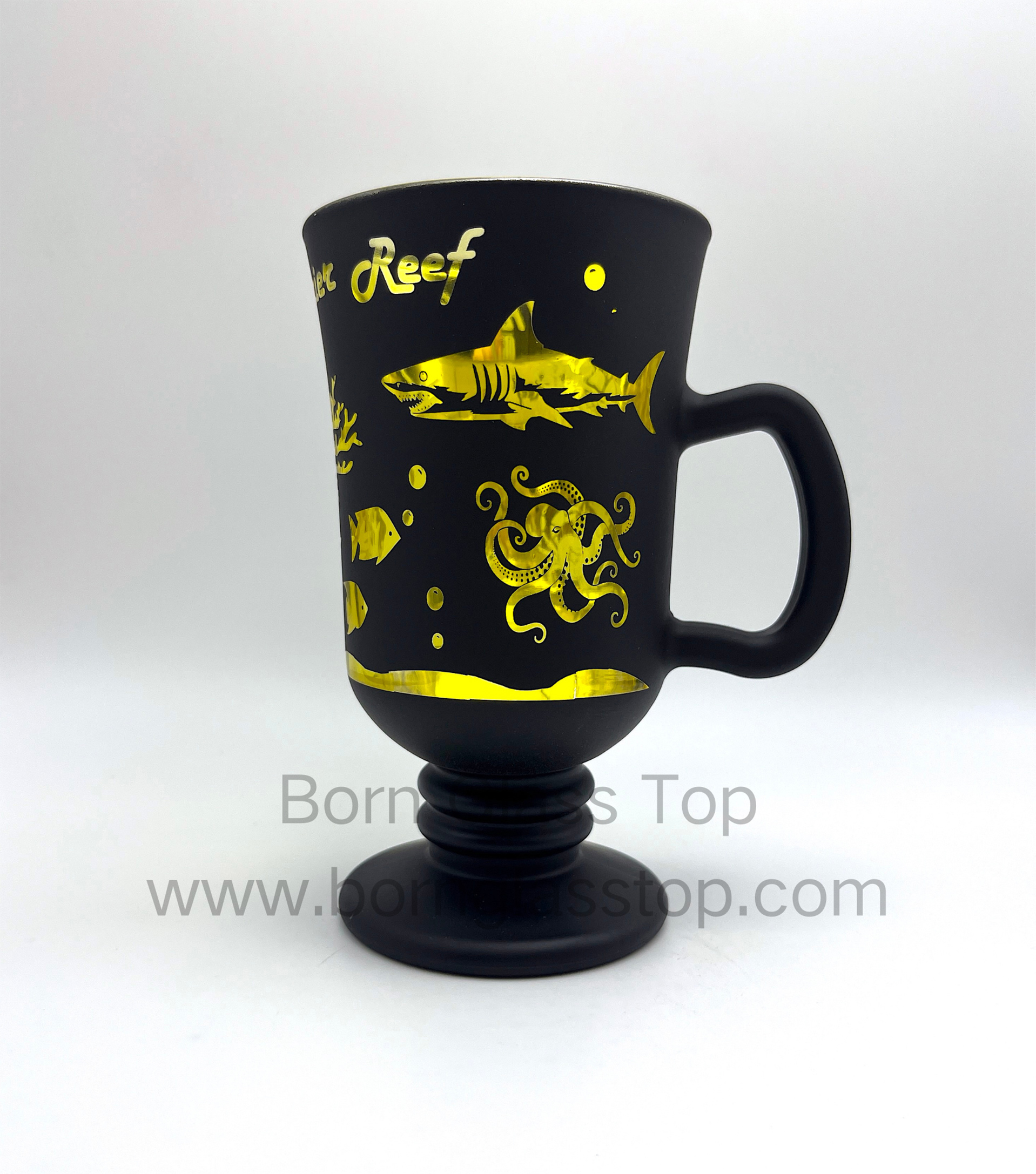 Glittering Ireland No.2 Electroplating Carving Outside Gold Spray Inside Glass Cups