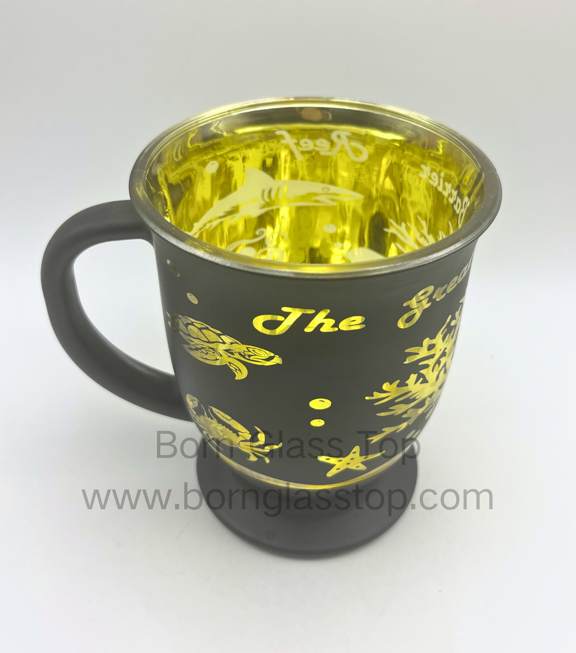 Glittering Ireland No.2 Electroplating Carving Outside Gold Spray Inside Glass Cups